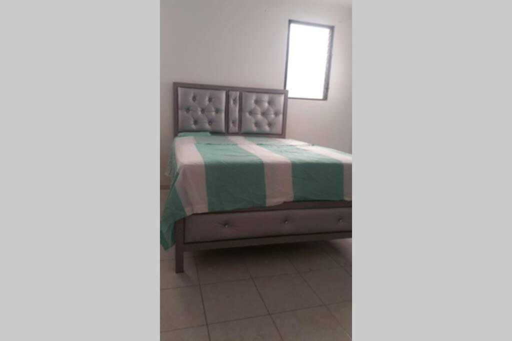 סנטיאגו דה לוס קבאלרוס Amplio Y Acogedor Apartamento מראה חיצוני תמונה